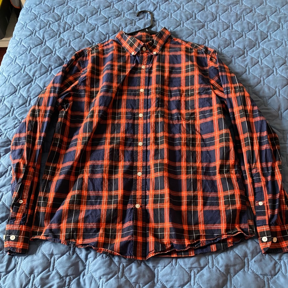 Banana Republic slim fit button down, L